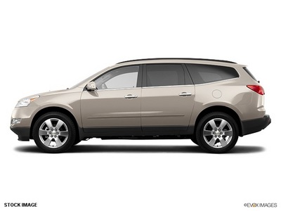 chevrolet traverse 2011 gold suv gasoline 6 cylinders front wheel drive 6 spd auto,elec cntlled p 77090