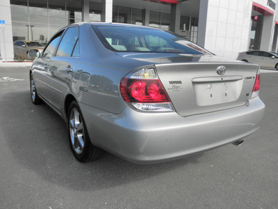 toyota camry 2006 green sedan se v6 gasoline 6 cylinders front wheel drive automatic 34788