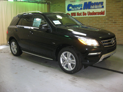mercedes benz m class 2012 black suv ml350 4matic gasoline 6 cylinders all whee drive automatic 44883