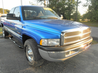 dodge ram 2500 2001 blue pickup truck diesel 6 cylinders rear wheel drive automatic 34474