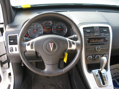 pontiac torrent 2008 white suv gasoline 6 cylinders front wheel drive automatic 45840