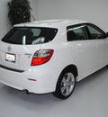 toyota matrix 2010 white hatchback s gasoline 4 cylinders front wheel drive automatic 91731