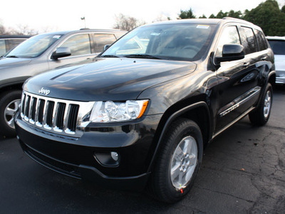 jeep grand cherokee 2012 black suv laredo gasoline 6 cylinders 4 wheel drive automatic 07730