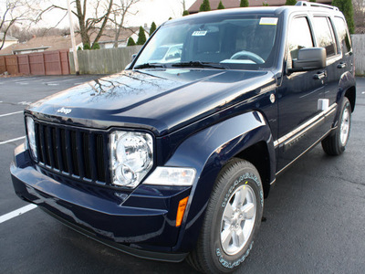 jeep liberty 2012 dk  blue suv sport gasoline 6 cylinders 4 wheel drive automatic 07730