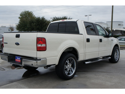 ford f 150 2008 white lariat flex fuel 8 cylinders 2 wheel drive automatic with overdrive 77090