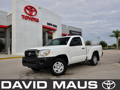 toyota tacoma 2011 white gasoline 4 cylinders 2 wheel drive 5 speed manual 32771