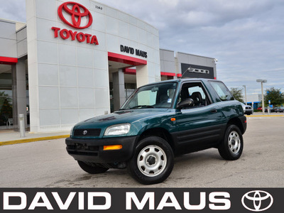 toyota rav4 1997 green suv gasoline 4 cylinders front wheel drive 5 speed manual 32771