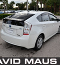 toyota prius 2010 white hybrid hybrid 4 cylinders front wheel drive automatic 32771