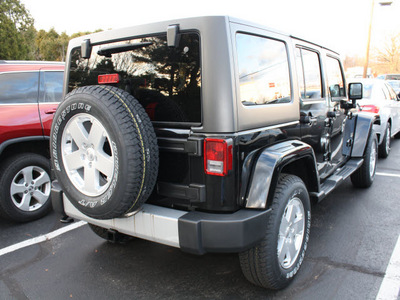 jeep wrangler unlimited 2012 black suv sahara gasoline 6 cylinders 4 wheel drive automatic 07730