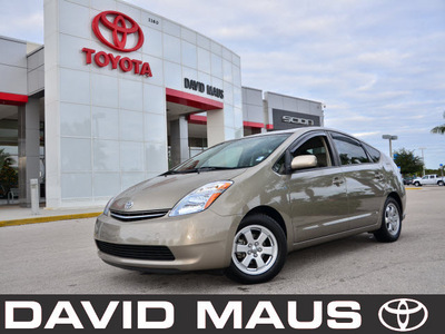 toyota prius 2008 gold hatchback hybrid hybrid 4 cylinders front wheel drive automatic 32771