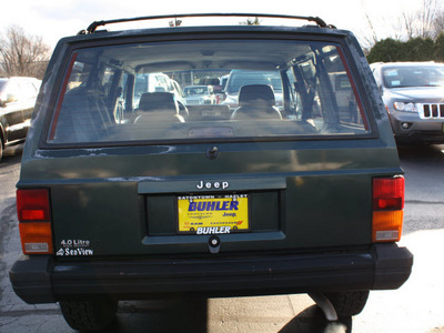jeep cherokee 1994 hunter green suv sport gasoline 6 cylinders 4 wheel drive automatic with overdrive 07730