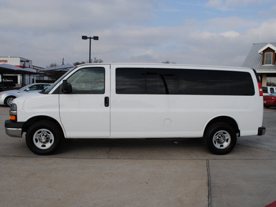 chevrolet express 2011 white van flex fuel 8 cylinders rear wheel drive automatic 76087