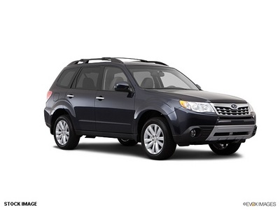 subaru forester 2012 red wagon 2 5x premium gasoline 4 cylinders all whee drive shiftable automatic 55420