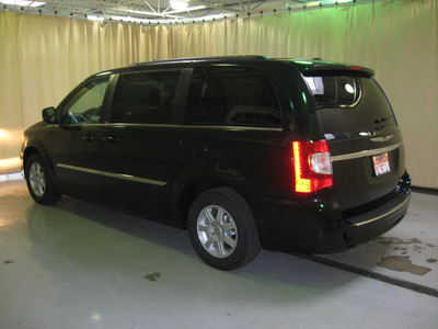 chrysler town and country 2012 black van touring flex fuel 6 cylinders front wheel drive automatic 44883