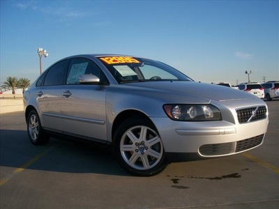 volvo s40 2006 silver sedan 2 4i gasoline 5 cylinders front wheel drive automatic 90241