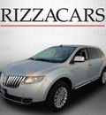 lincoln mkx 2011 silver suv gasoline 6 cylinders front wheel drive automatic with overdrive 60546