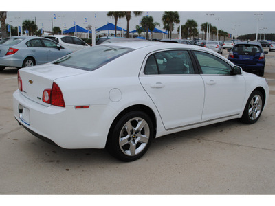 chevrolet malibu 2010 white sedan lt flex fuel 4 cylinders front wheel drive autostick 77065