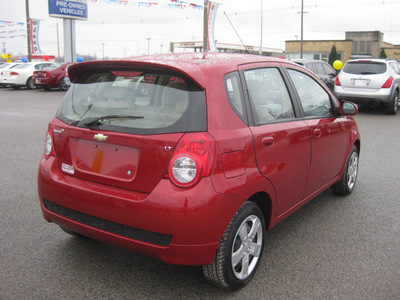chevrolet aveo 2011 red hatchback aveo5 lt gasoline 4 cylinders front wheel drive automatic 62863