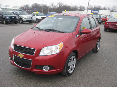 chevrolet aveo 2011 red hatchback aveo5 lt gasoline 4 cylinders front wheel drive automatic 62863