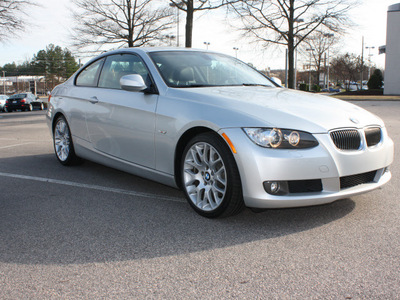 bmw 3 series 2010 silver coupe 328i gasoline 6 cylinders rear wheel drive automatic 27616