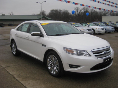 ford taurus 2012 white sedan limited gasoline 6 cylinders front wheel drive 6 speed automatic 62863