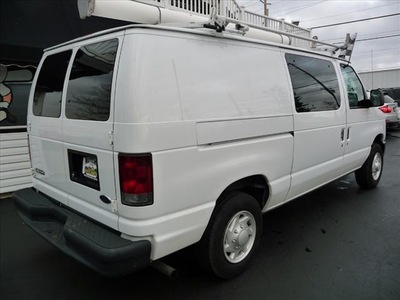ford econoline cargo 2008 white van e 150 gasoline 8 cylinders rear wheel drive automatic 45005