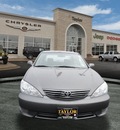 toyota camry 2005 gray sedan le gasoline 4 cylinders front wheel drive automatic 60915