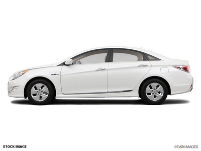 hyundai sonata hybrid 2011 sedan hybrid 4 cylinders front wheel drive 6 speed automatic 98632