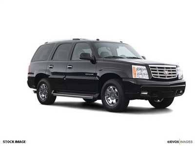 cadillac escalade 2005 suv gasoline 8 cylinders all whee drive not specified 80126