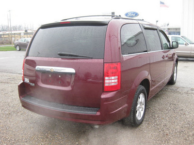 chrysler town and country 2008 dk  red van touring gasoline 6 cylinders front wheel drive autostick 62863