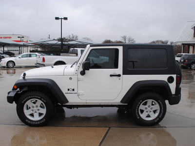 jeep wrangler 2008 white suv x gasoline 6 cylinders 4 wheel drive automatic with overdrive 76087