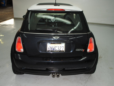 mini cooper 2006 astro black hatchback s gasoline 4 cylinders front wheel drive automatic 91731