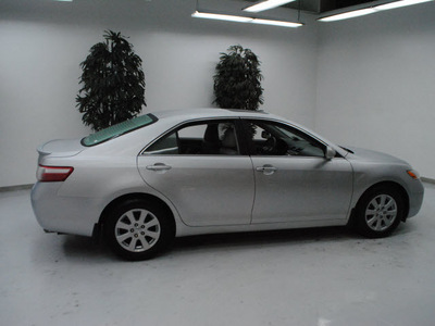 toyota camry 2007 silver sedan xle v6 gasoline 6 cylinders front wheel drive automatic 91731