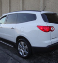 chevrolet traverse 2009 white suv ltz gasoline 6 cylinders all whee drive automatic 60443
