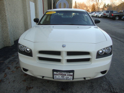 dodge charger 2008 white sedan gasoline 6 cylinders rear wheel drive automatic 60443