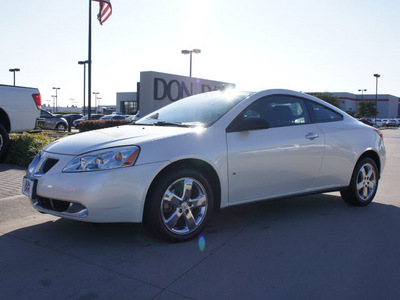 pontiac g6 2009 white coupe gt gasoline 6 cylinders front wheel drive automatic 76018