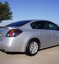 nissan altima 2009 silver sedan 2 5 s gasoline 4 cylinders front wheel drive automatic 76018