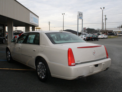 cadillac dts 2011 white sedan premium collection gasoline 8 cylinders front wheel drive automatic 27215