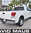 toyota tundra 2011 white sr5 gasoline 8 cylinders 4 wheel drive automatic 32771