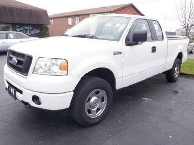 ford f 150 2007 white gasoline 8 cylinders 4 wheel drive automatic 14224