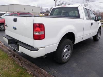 ford f 150 2007 white gasoline 8 cylinders 4 wheel drive automatic 14224