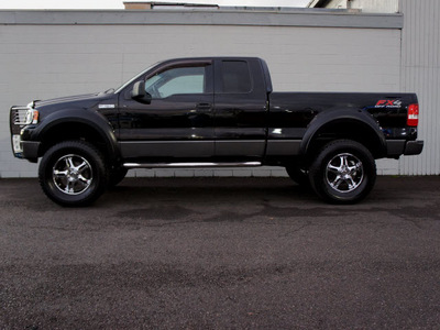 ford f 150 2005 black fx4 4x4 gasoline 8 cylinders 4 wheel drive automatic with overdrive 98371