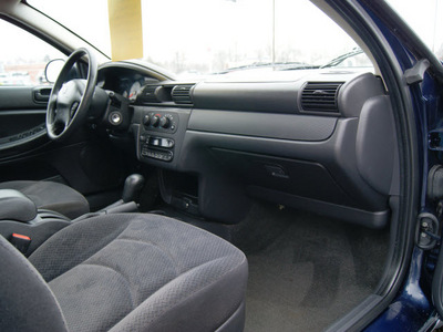 dodge stratus 2005 blue sedan sxt flex fuel 6 cylinders front wheel drive automatic 61008