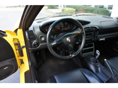 porsche 911 2003 yellow carrera gasoline 6 cylinders 6 speed manual 08016