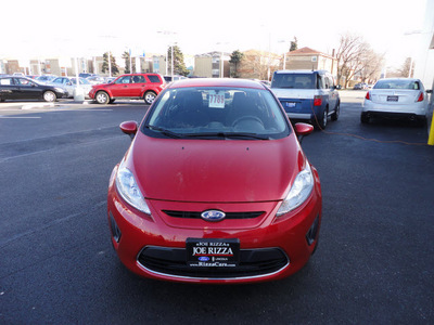 ford fiesta 2012 red hatchback se gasoline 4 cylinders front wheel drive automatic with overdrive 60546