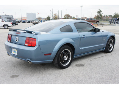 ford mustang 2008 lt  blue coupe gt deluxe gasoline 8 cylinders rear wheel drive 5 speed manual 77388