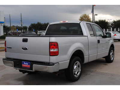 ford f 150 2007 silver xlt gasoline 8 cylinders rear wheel drive automatic with overdrive 77090