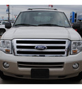ford expedition 2008 white suv king ranch gasoline 8 cylinders 2 wheel drive automatic with overdrive 77090