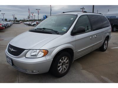 chrysler town and country 2003 silver van lxi gasoline 6 cylinders front wheel drive automatic 77090