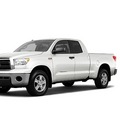 toyota tundra 2011 white gasoline 8 cylinders 4 wheel drive not specified 34788